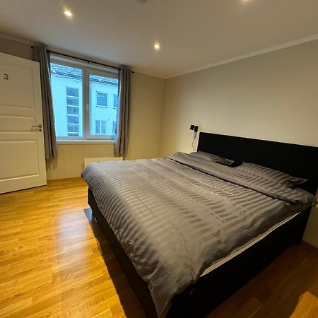 Charming 3-Bedroom Apartment In The Heart Of Кристиансунн Экстерьер фото