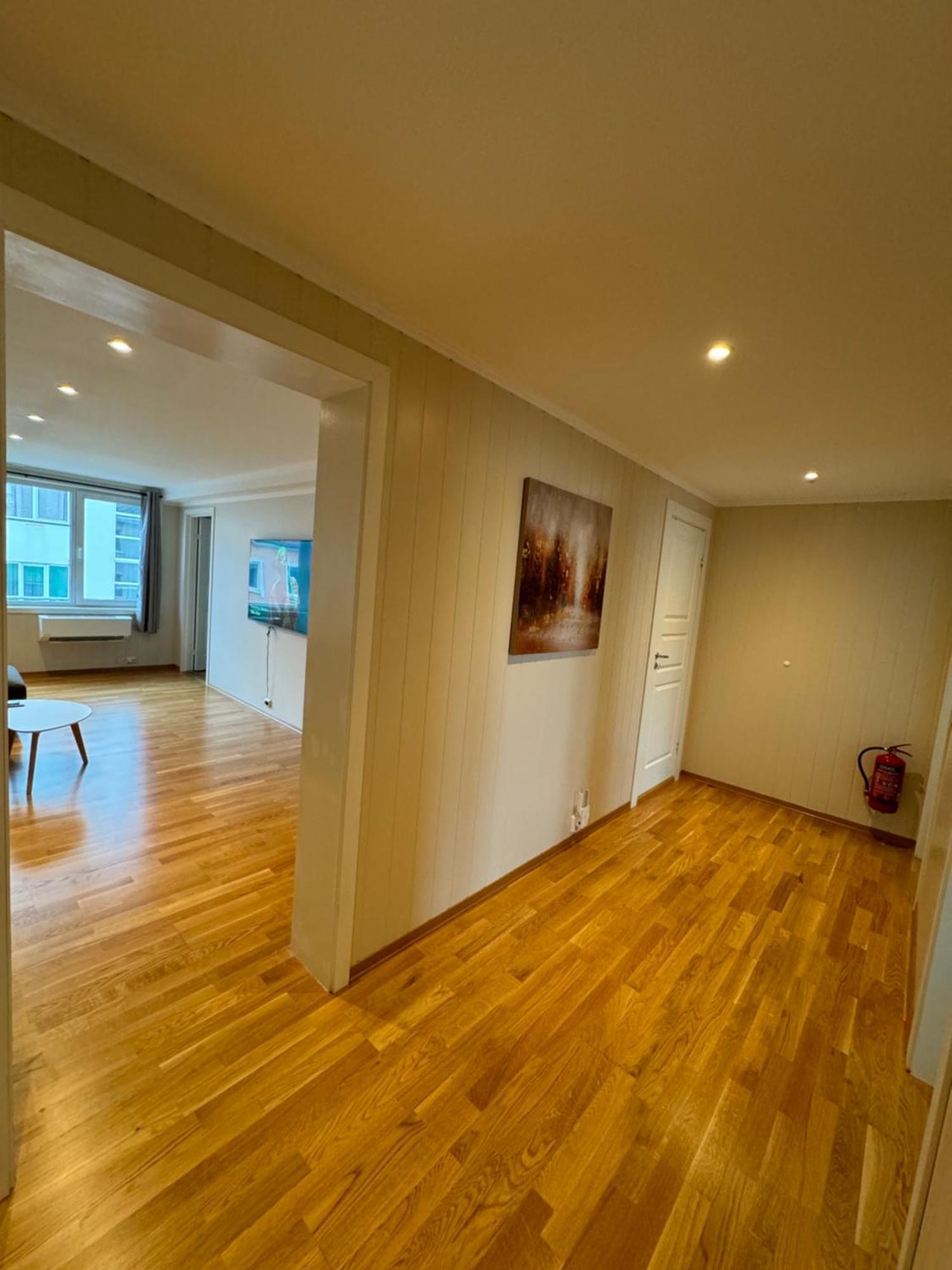 Charming 3-Bedroom Apartment In The Heart Of Кристиансунн Экстерьер фото