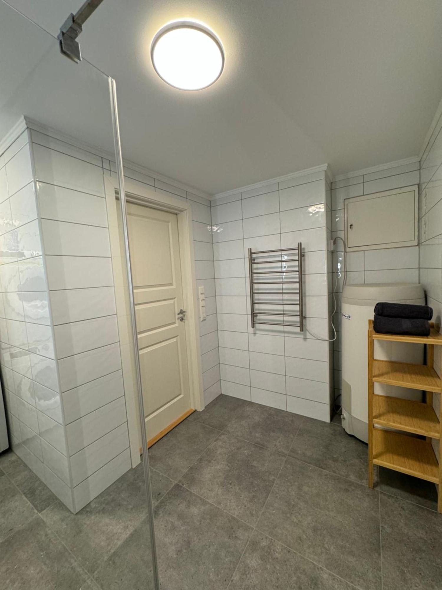 Charming 3-Bedroom Apartment In The Heart Of Кристиансунн Экстерьер фото