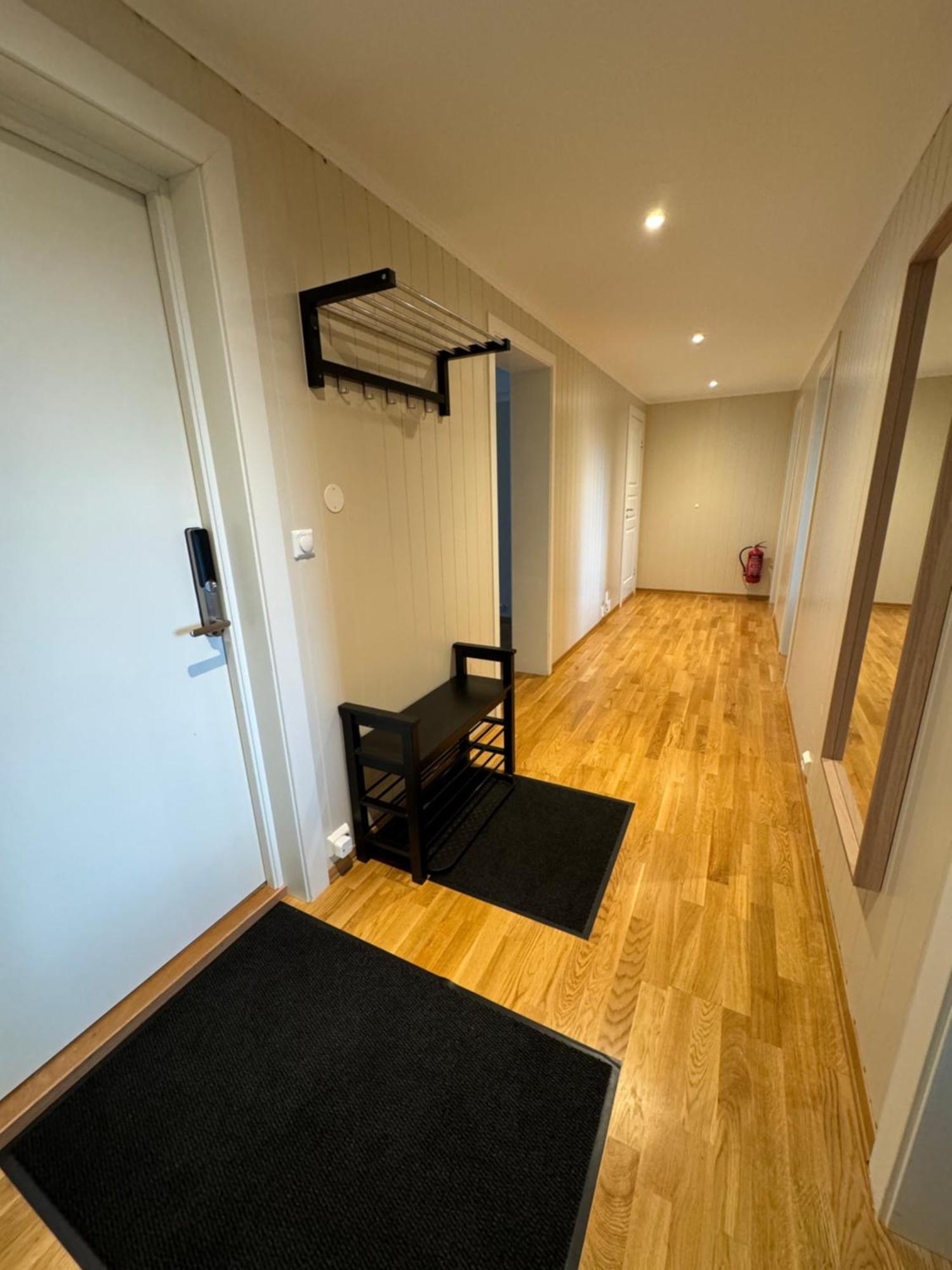 Charming 3-Bedroom Apartment In The Heart Of Кристиансунн Экстерьер фото