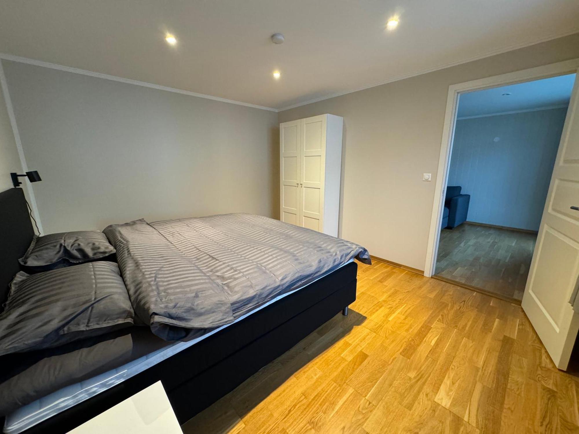 Charming 3-Bedroom Apartment In The Heart Of Кристиансунн Экстерьер фото
